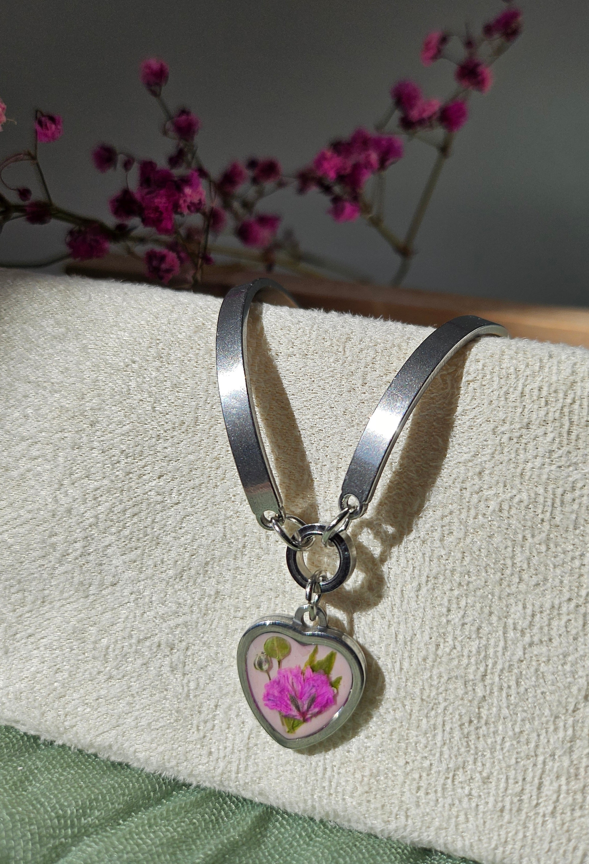 Blush Bloom Dried Flowers Heart Bracelet