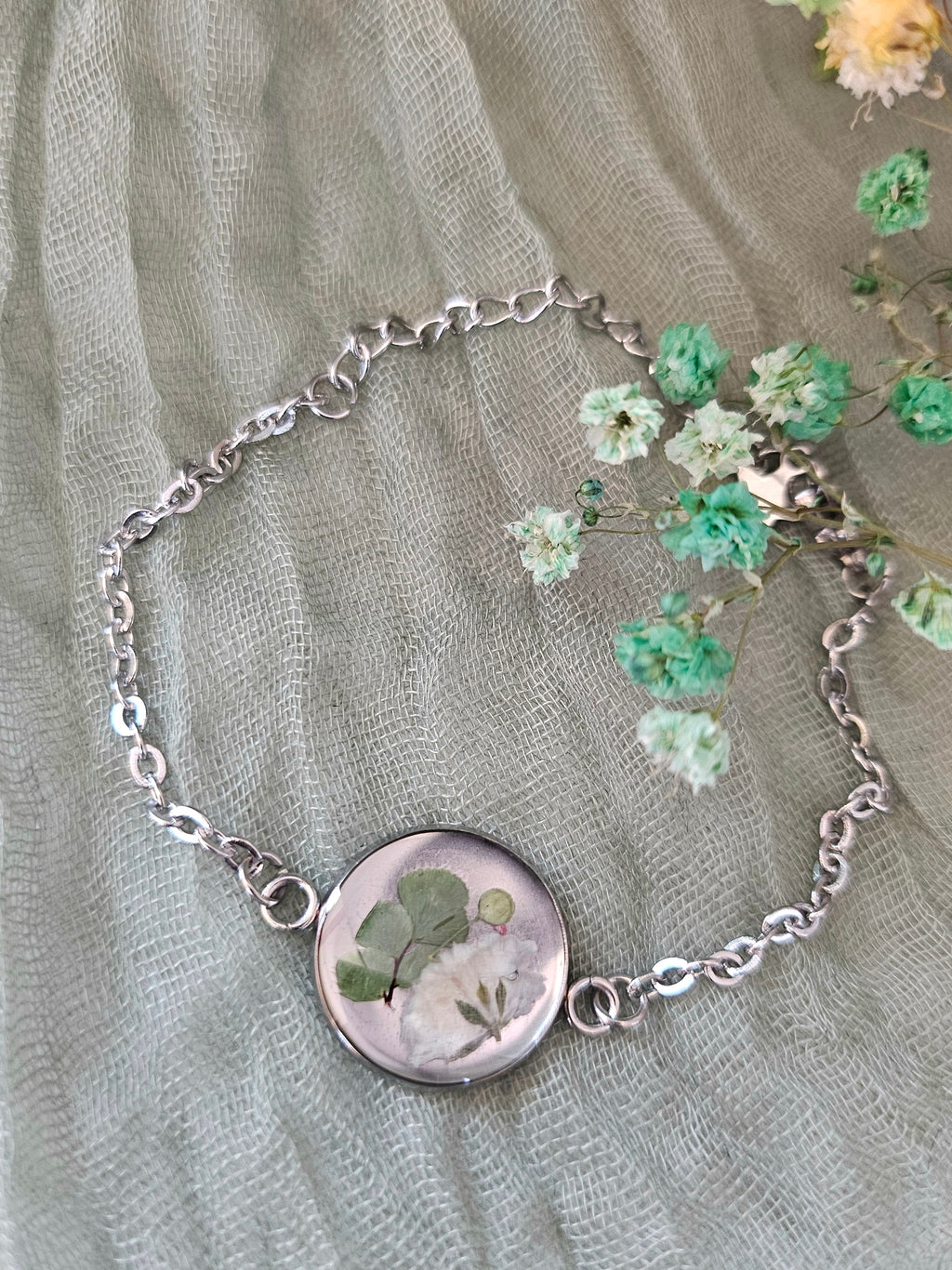 Baby’s Breath Blossom Bracelet