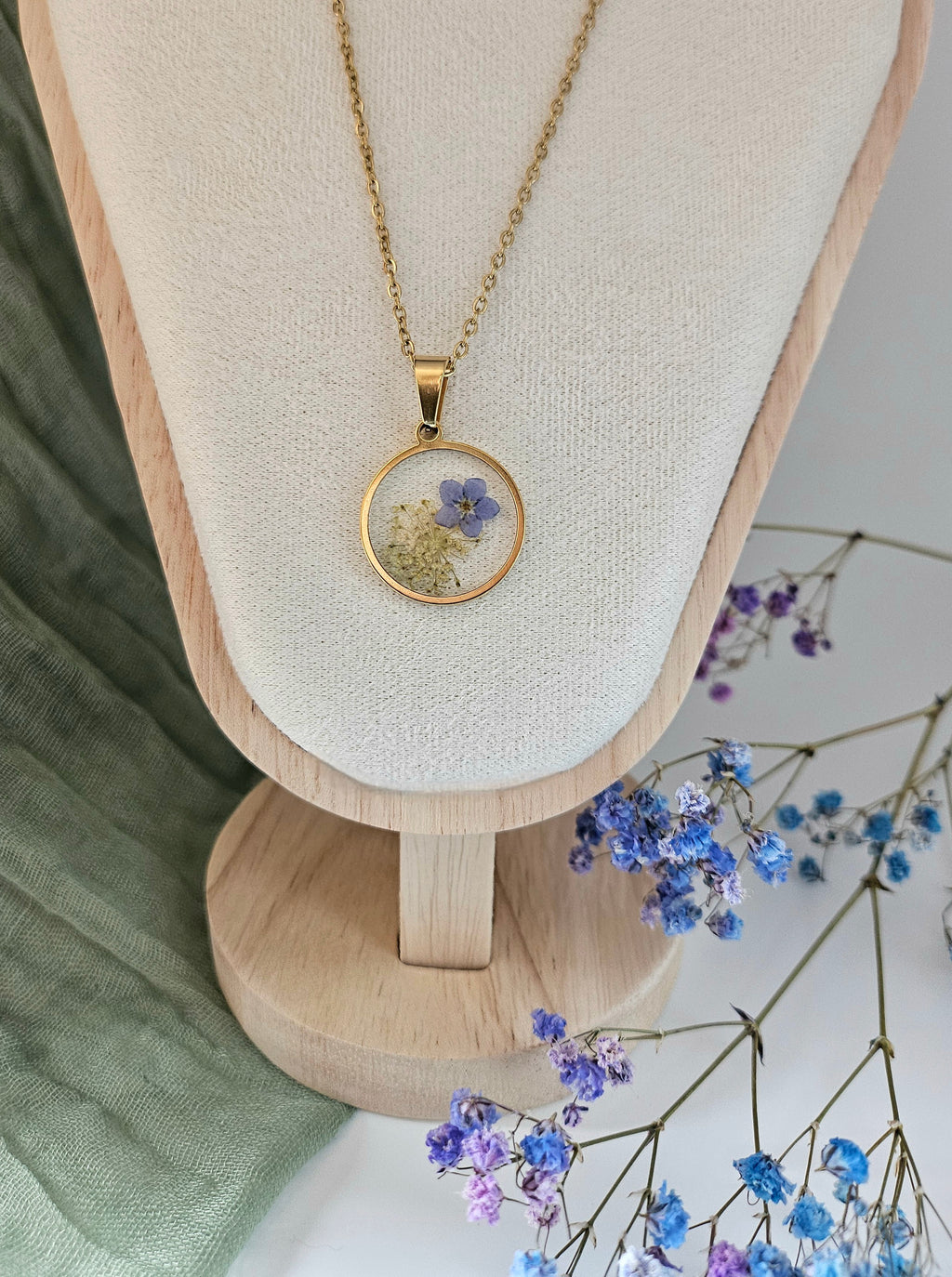 Forget-Me-Not and Queen Ann Lace Necklace