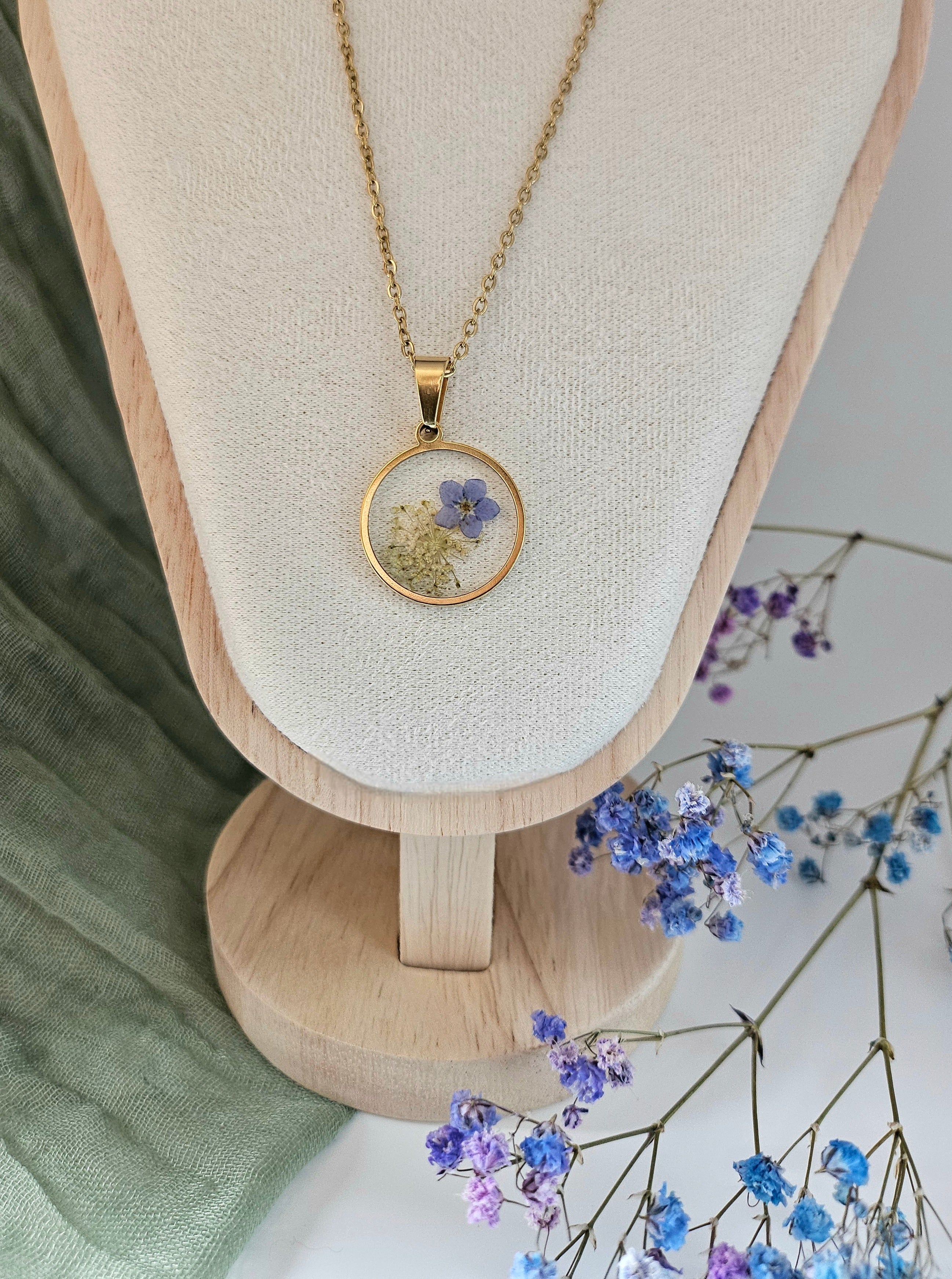 Forget-Me-Not and Queen Ann Lace Necklace