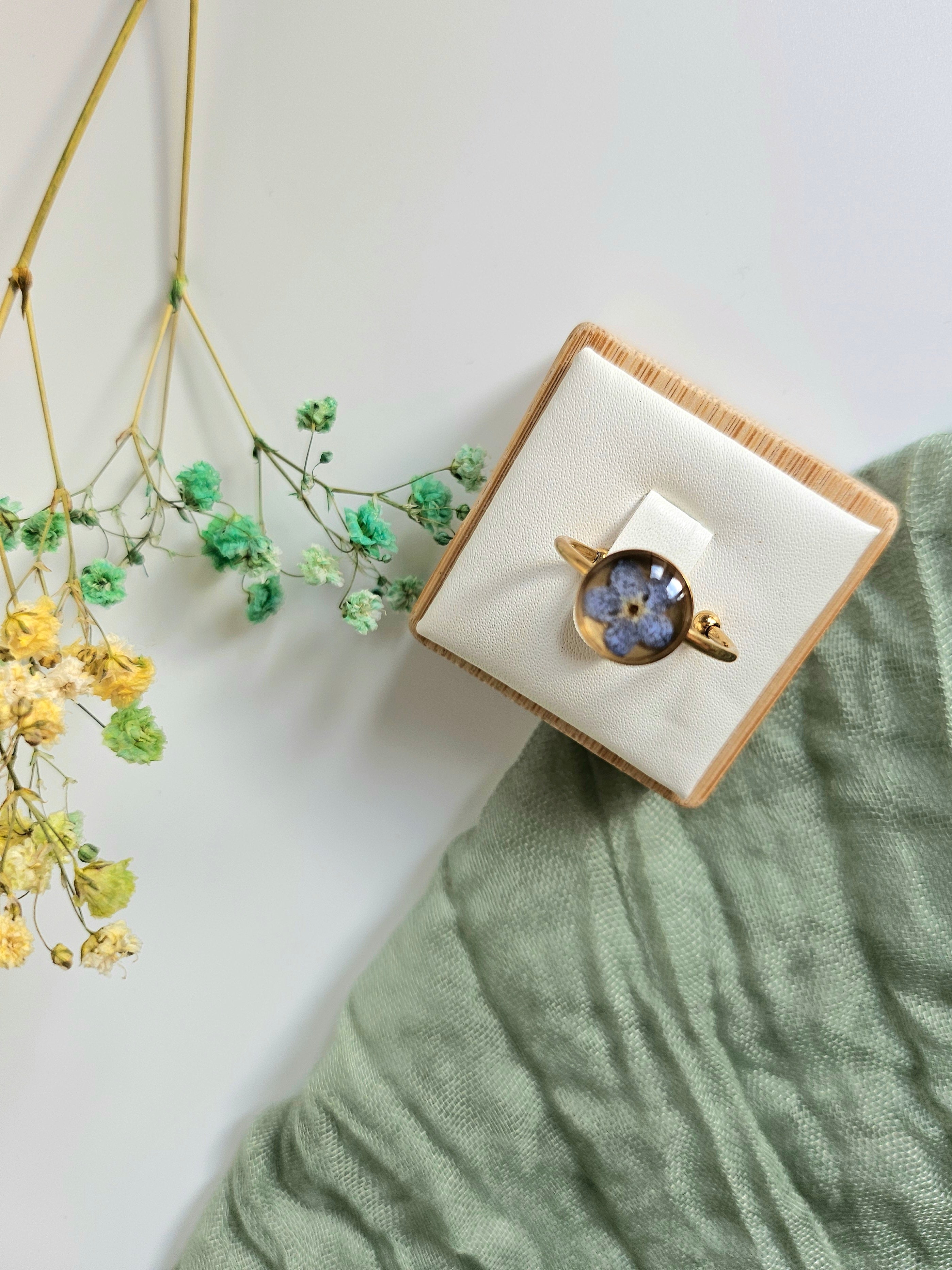 Gold Forget-Me-Not Ring