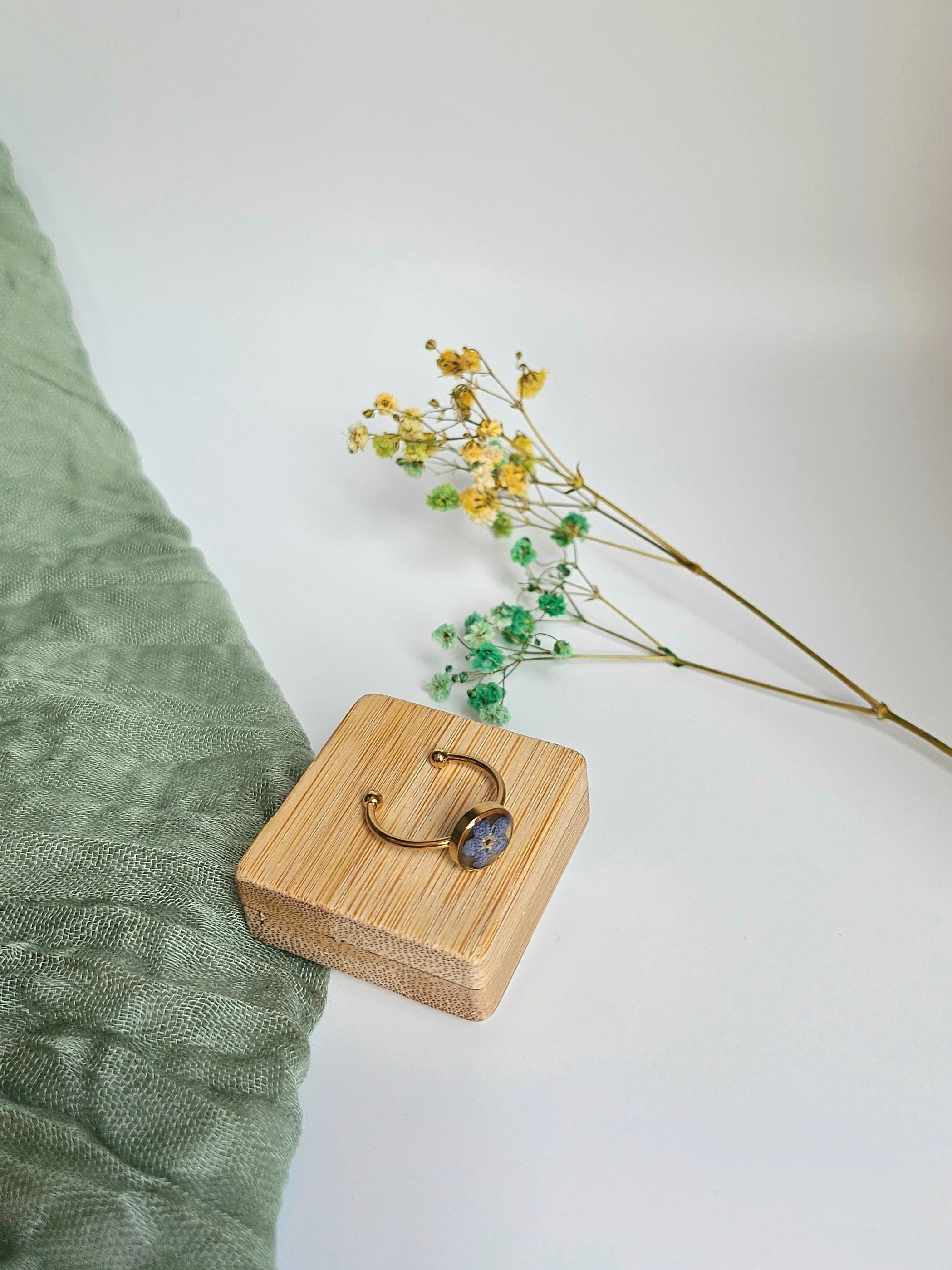 Gold Forget-Me-Not Ring