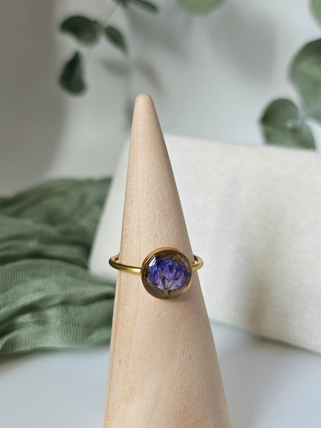 Gold Purple Baby’s Breath Ring