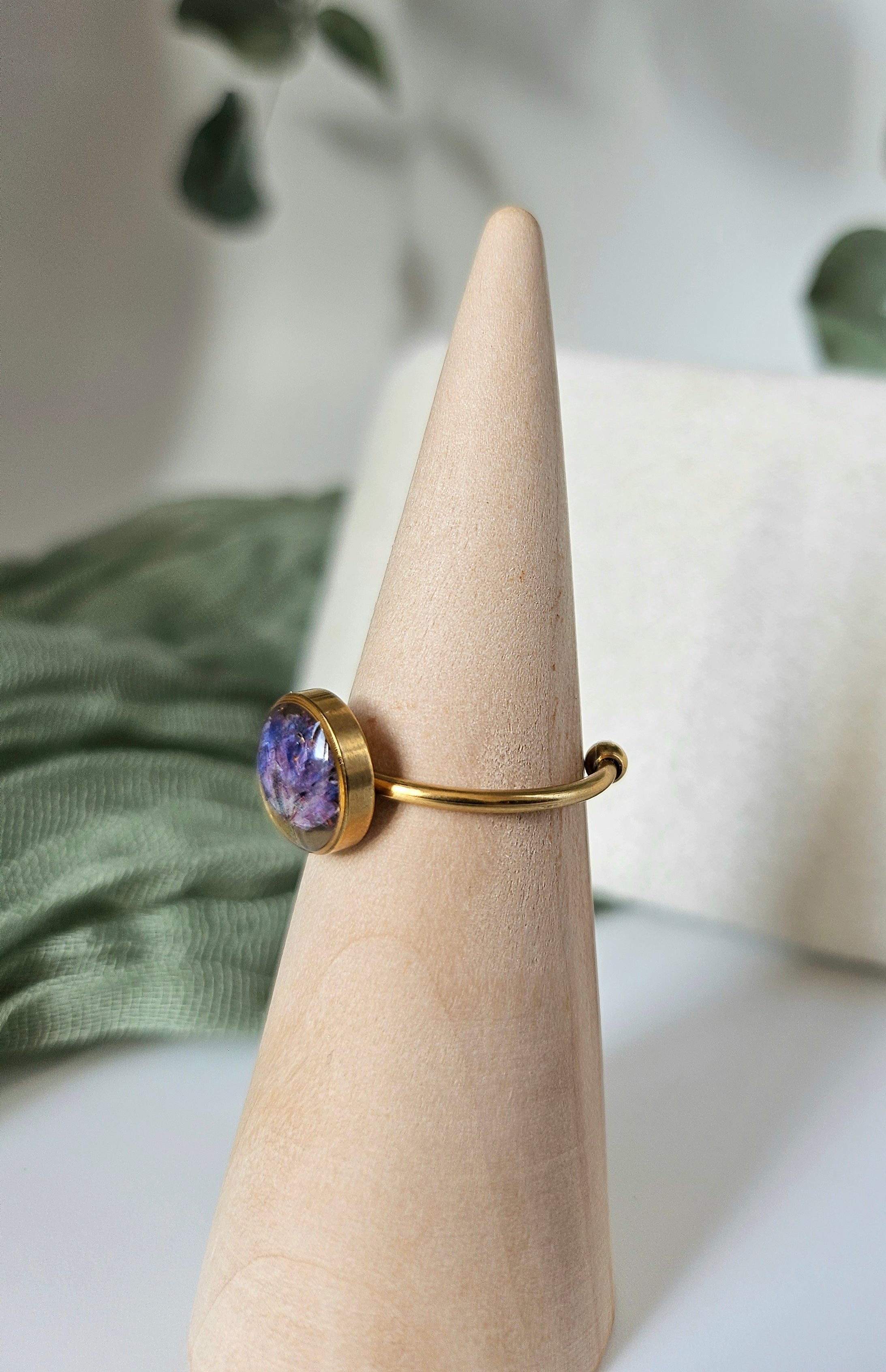 Gold Purple Baby’s Breath Ring