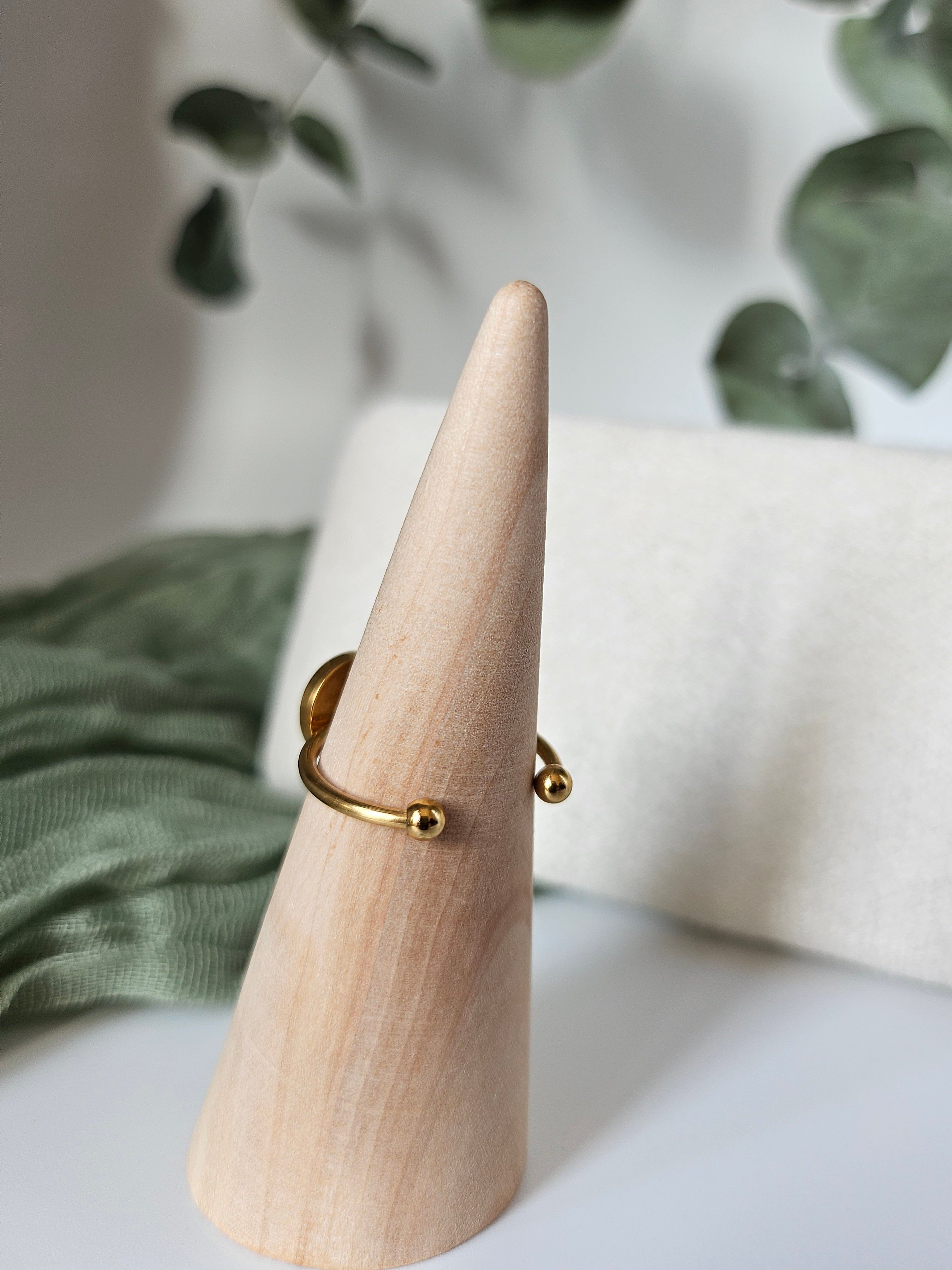 Gold Purple Baby’s Breath Ring