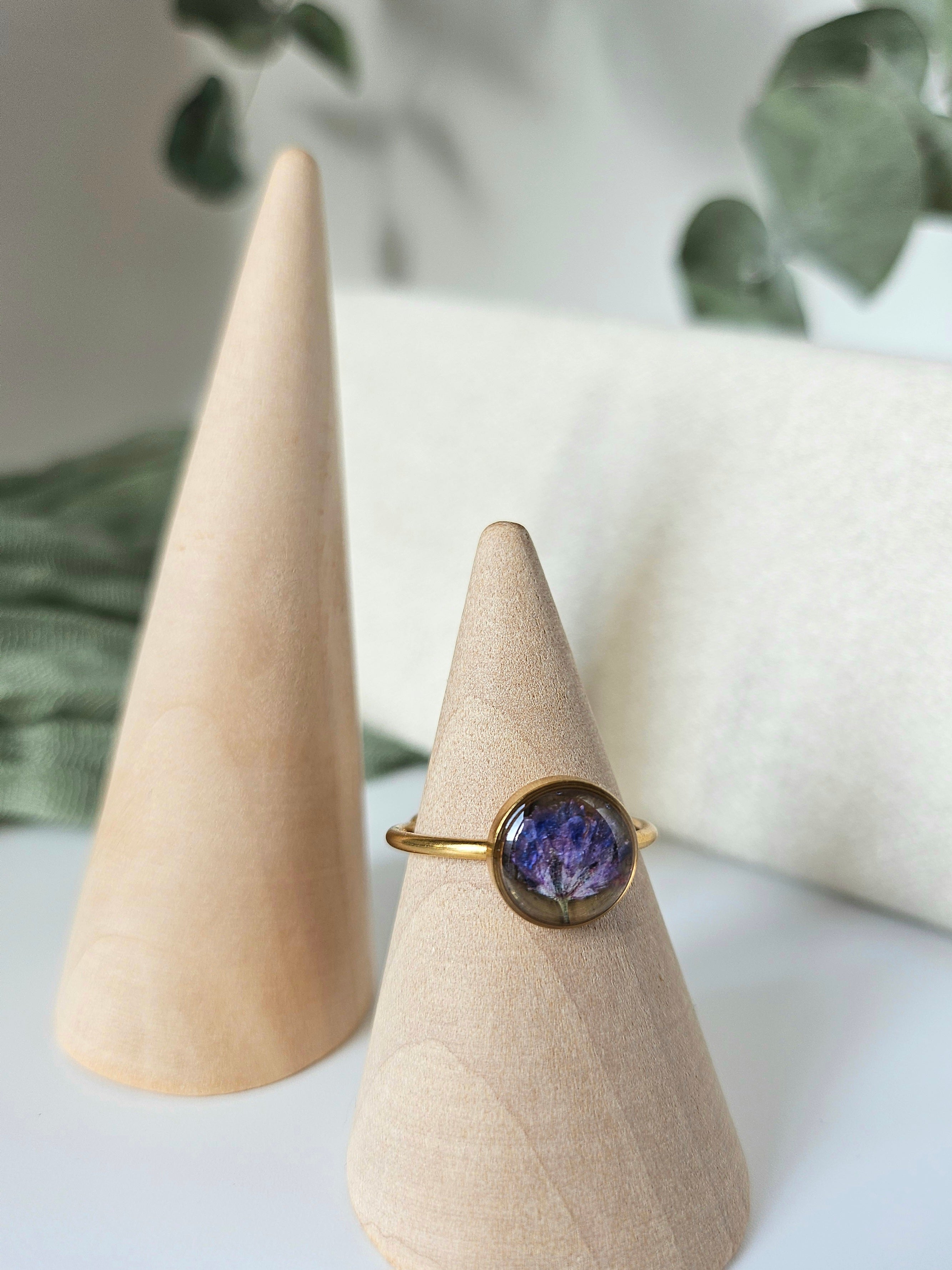 Gold Purple Baby’s Breath Ring