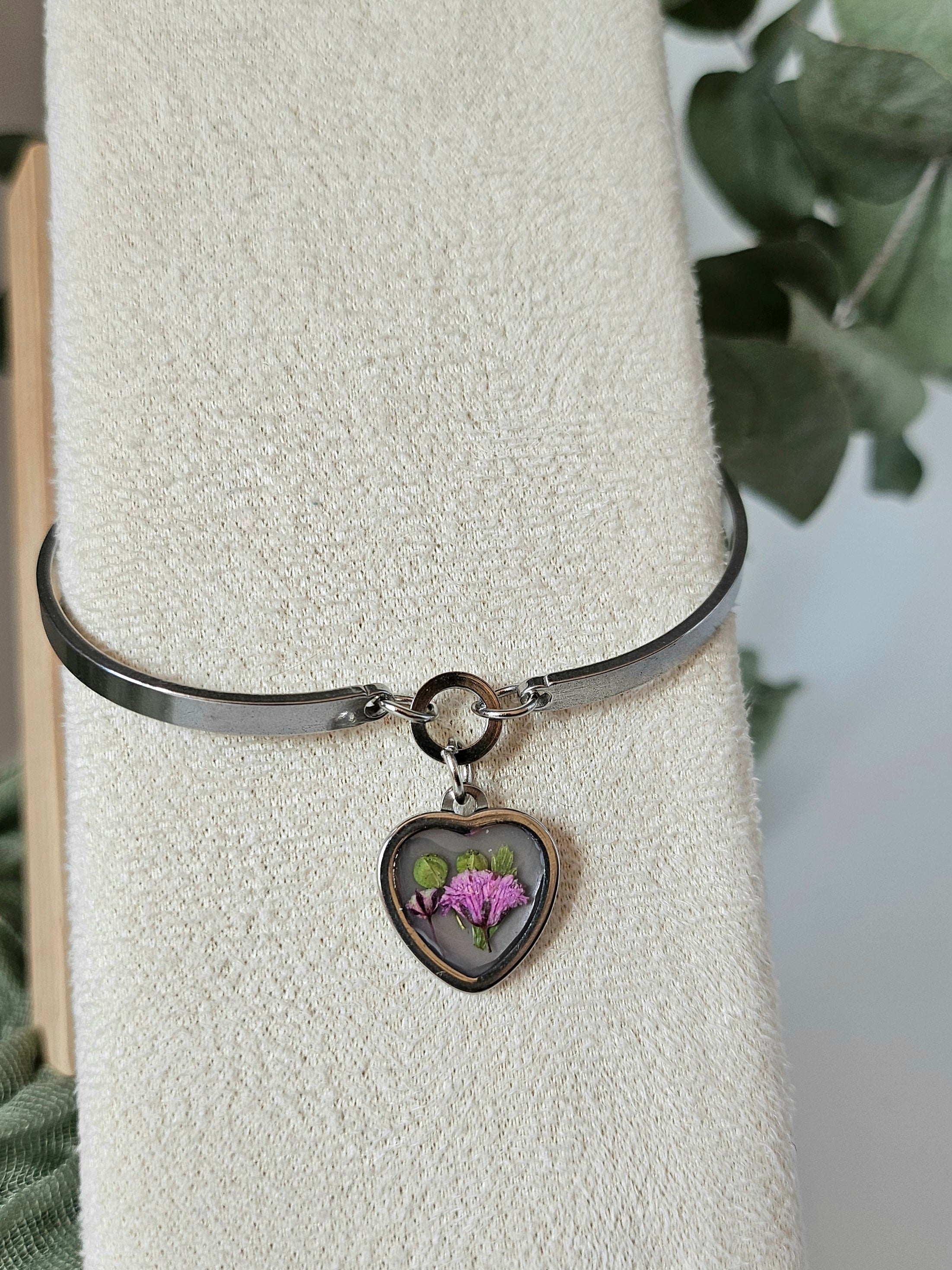 Baby's Breath Heart Bracelet