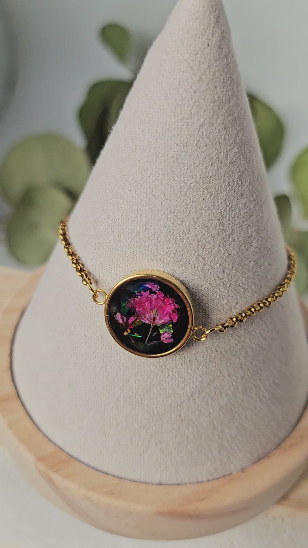 Midnight Petal Glow Bracelet