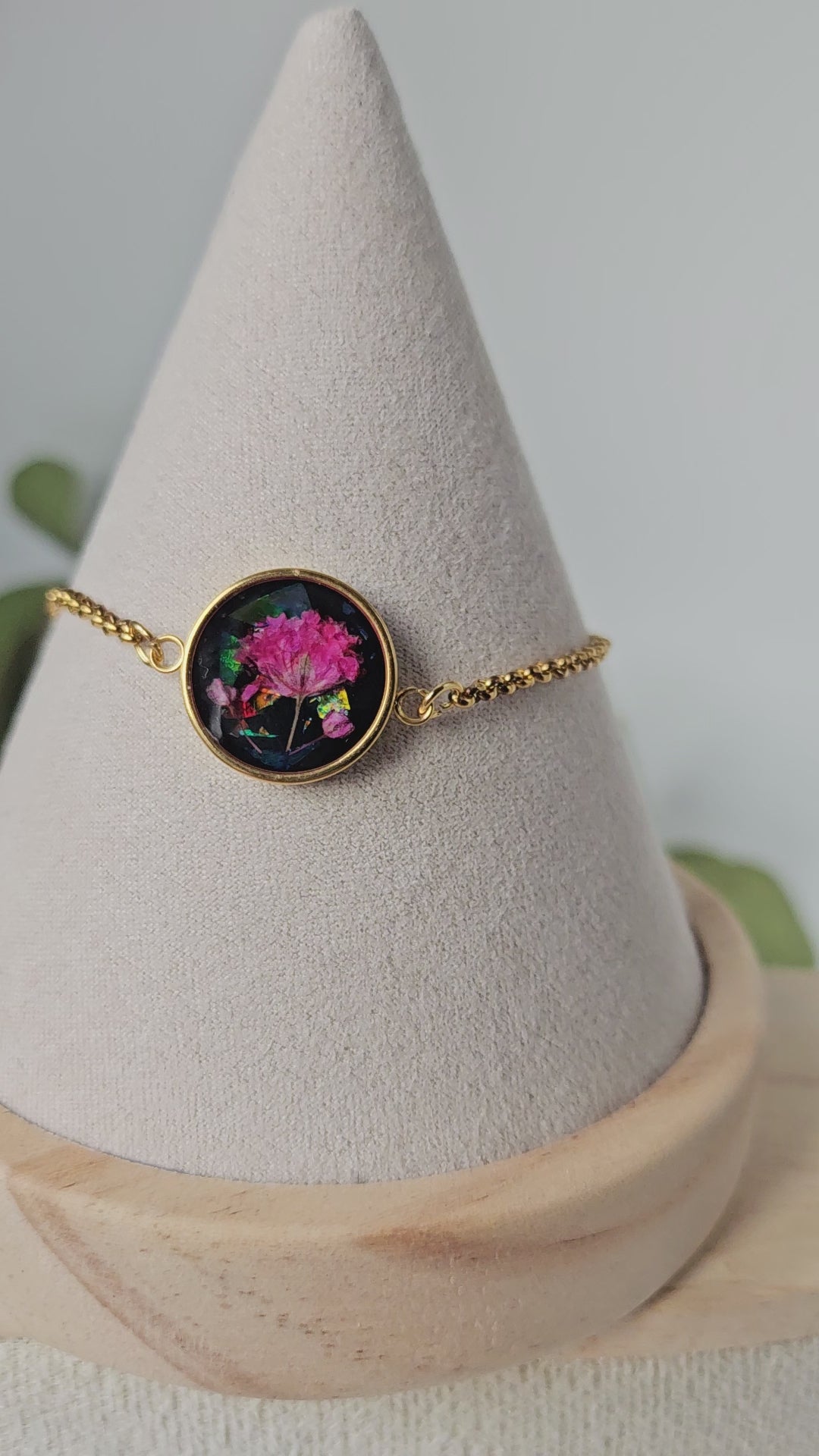 Midnight Petal Glow Bracelet