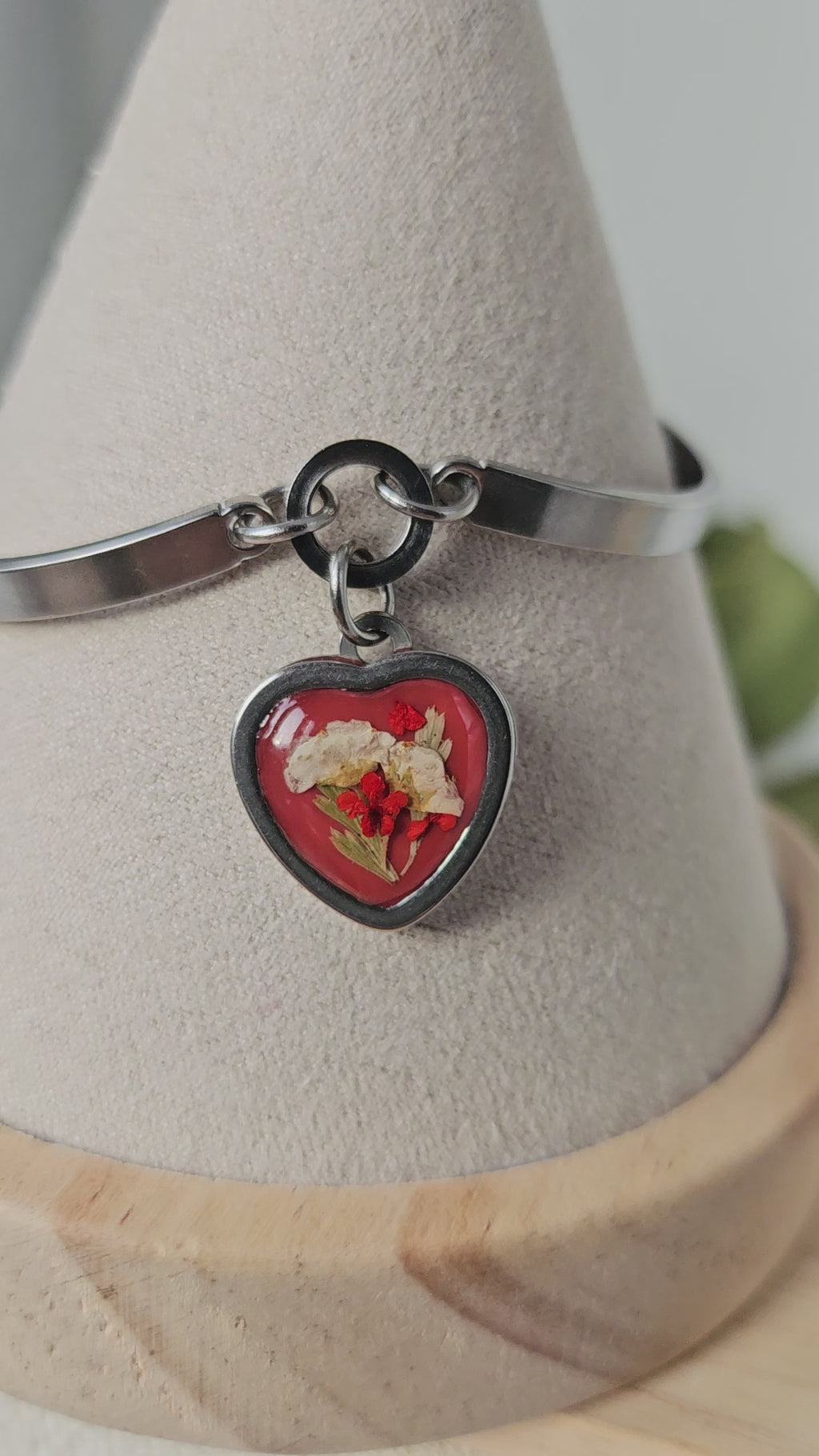 Vintage Red Bloom Heart Bracelet