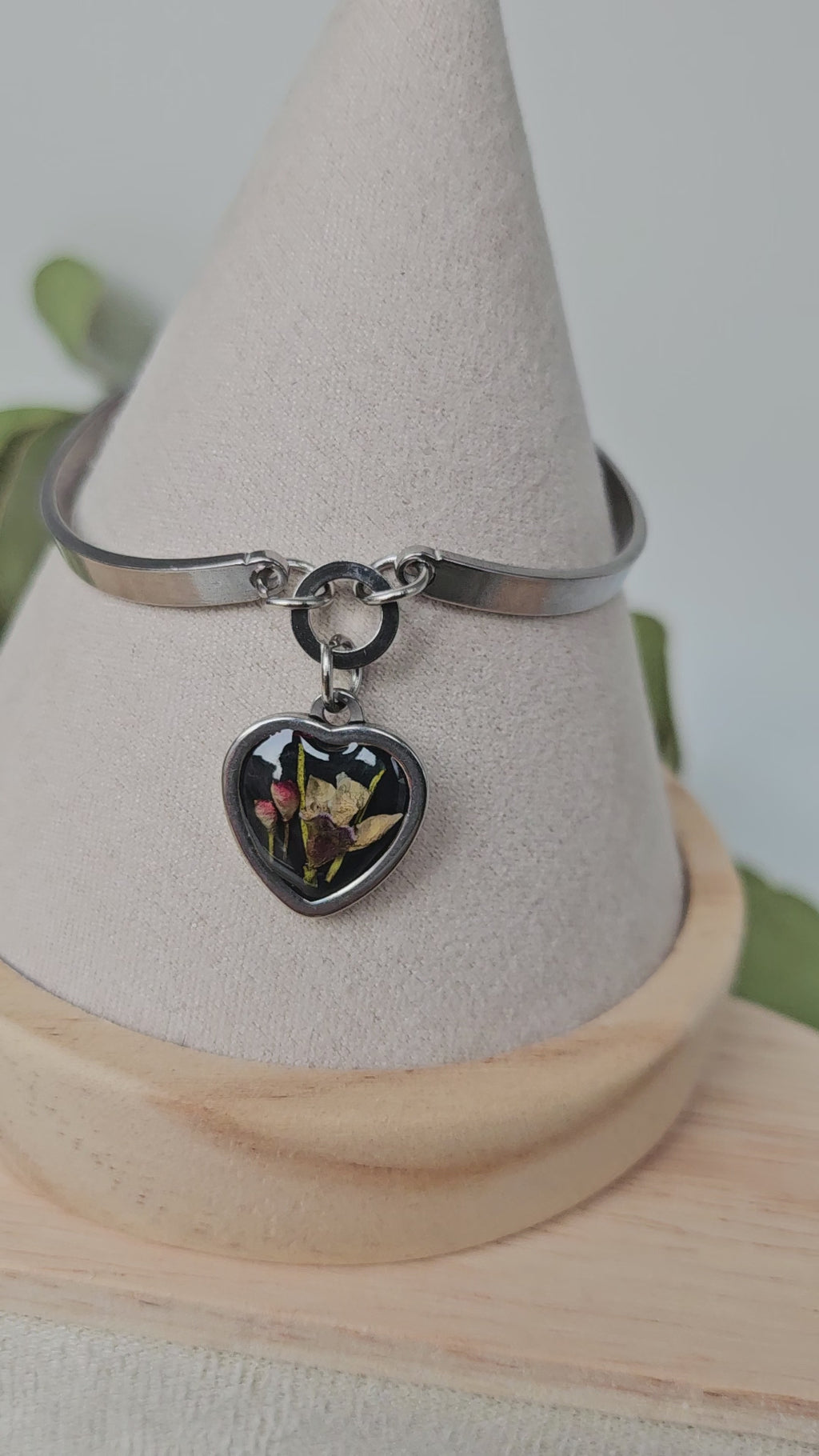 Wax Flower Bloom Heart Bracelet