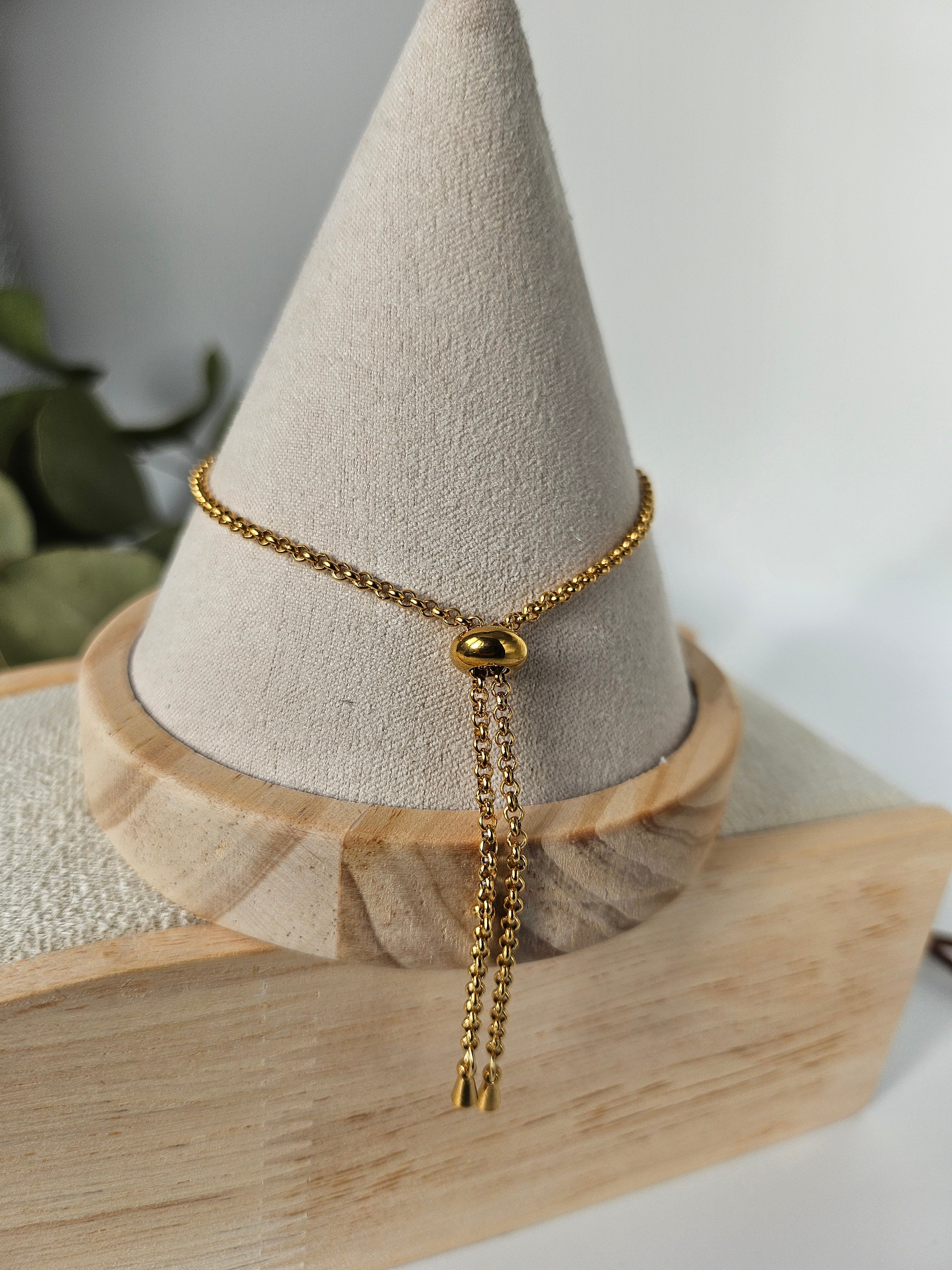 Hound's Ear Hexagon Bracelet