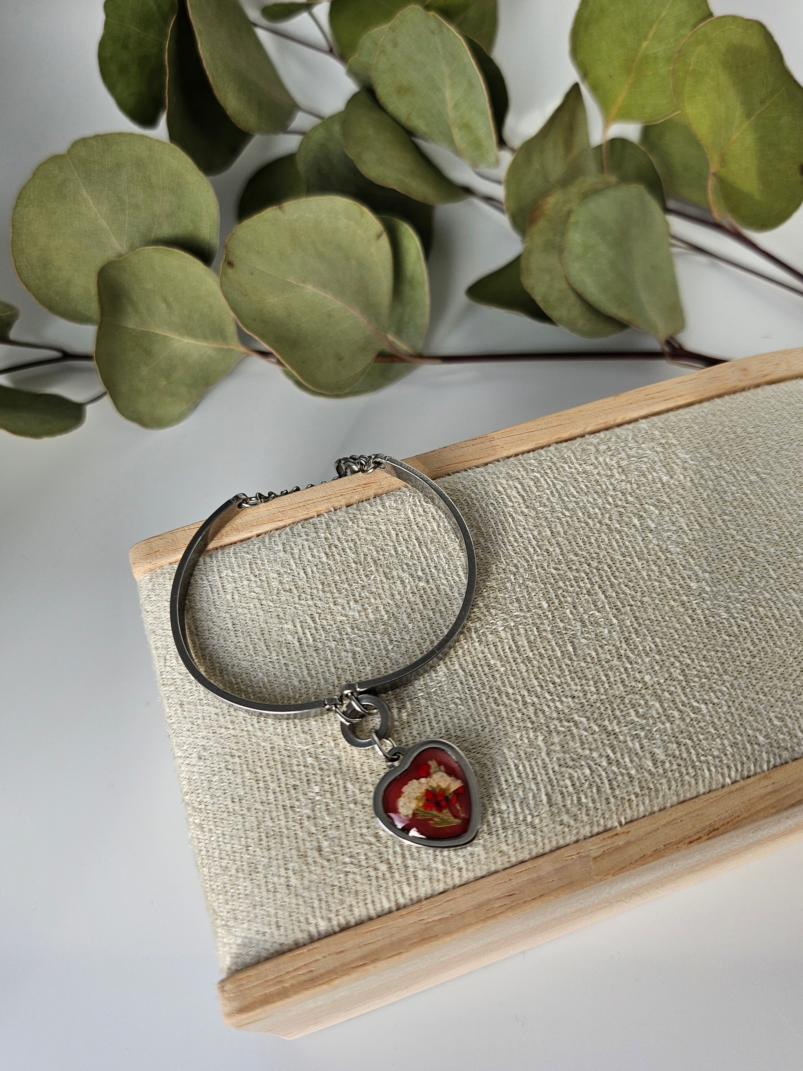 Vintage Red Bloom Heart Bracelet